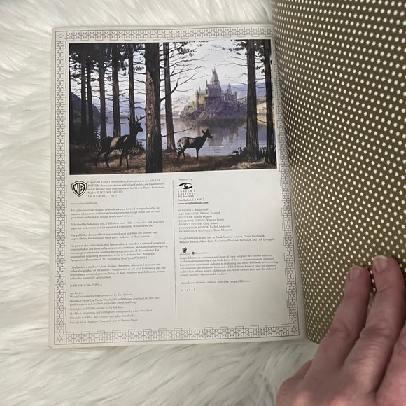 Nwot Harry Potter special edition adult coloring book - Picture 8 of 9